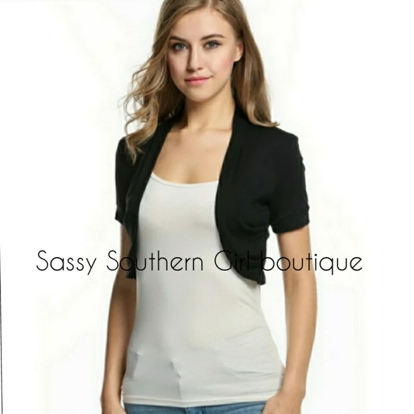 🆕⭐ Black retro vintage style shrug jacket⭐ - Picture 3 of 8